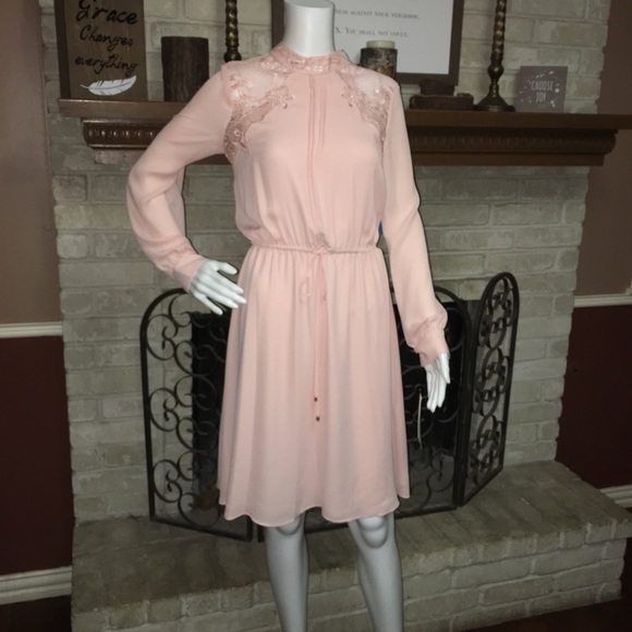 Ivanka Trump Dresses & Skirts - Ivanka trump dress size 6